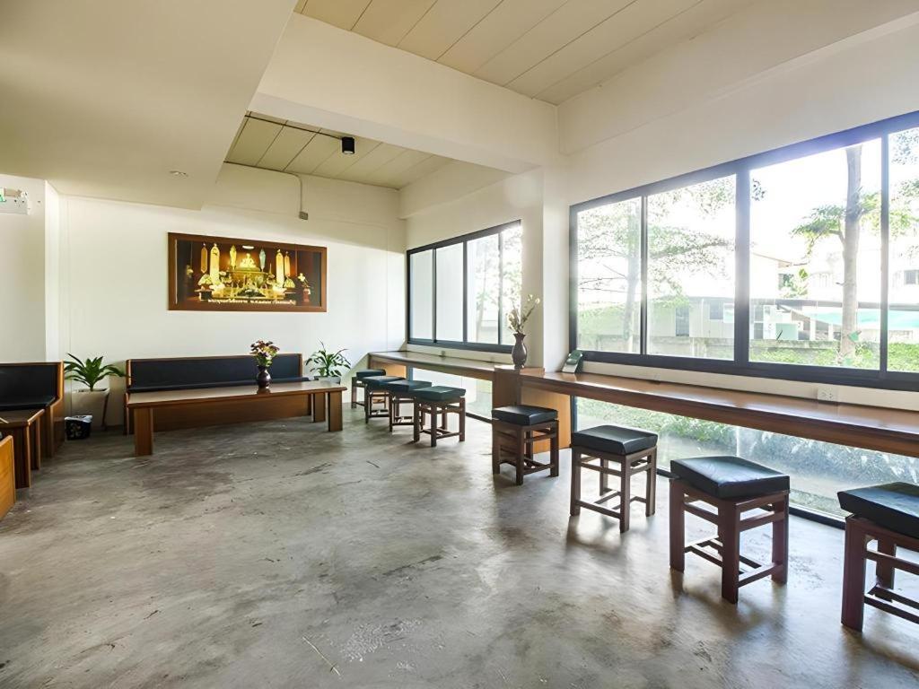 B2 Chiang Rai Boutique & Budget Exterior photo